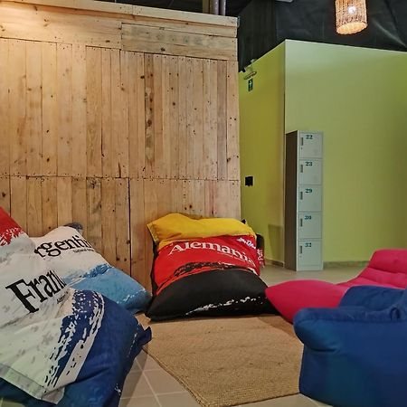 Hostel Tropico 20 Pdc Playa del Carmen Eksteriør bilde