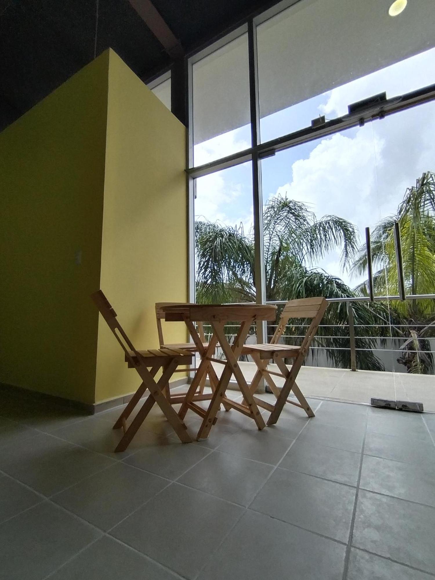 Hostel Tropico 20 Pdc Playa del Carmen Eksteriør bilde